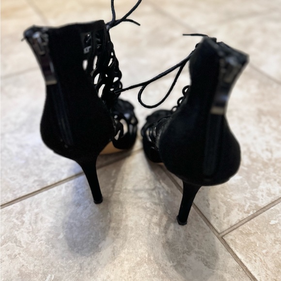 Open toe bootie - Picture 3 of 3